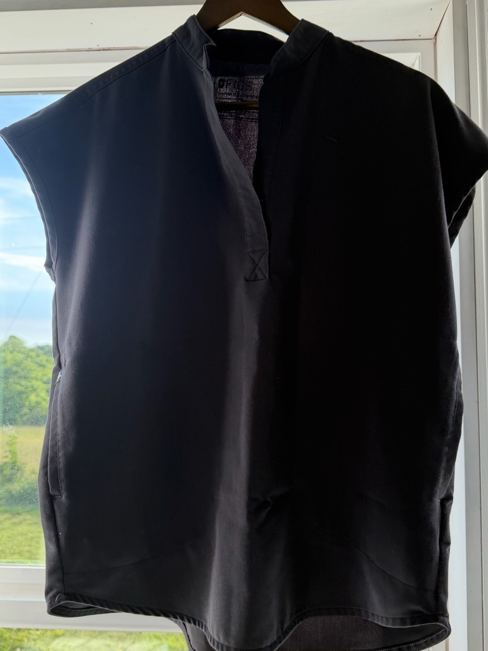 Figs Dark Gray Women's Sleeveless Scrub Top